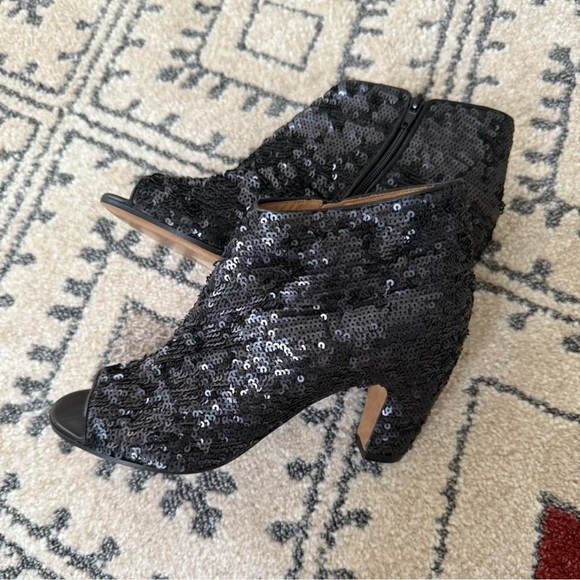 Maison Martin Margiela Shoes - Maison Martin Margiela Black Sequin Ankle Boots